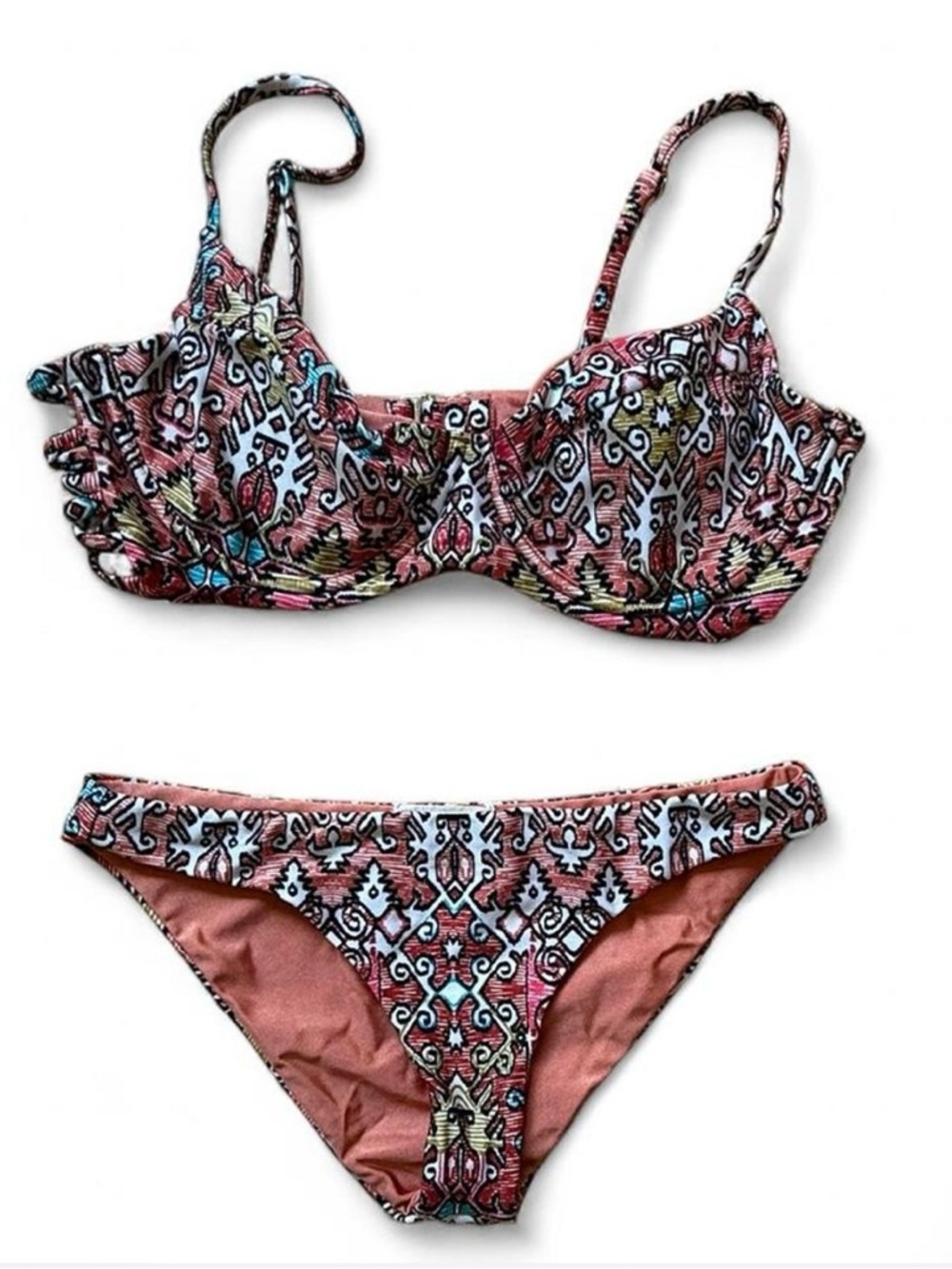 Vitamina Muse Bikini Set – Underwire & Strappy Design